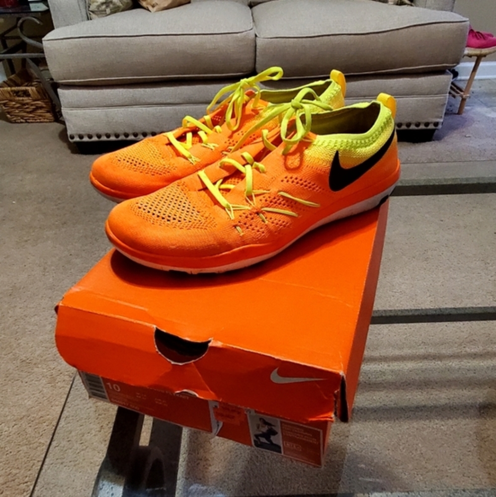 Nike Training/Tennis Shoes/ Sneakers